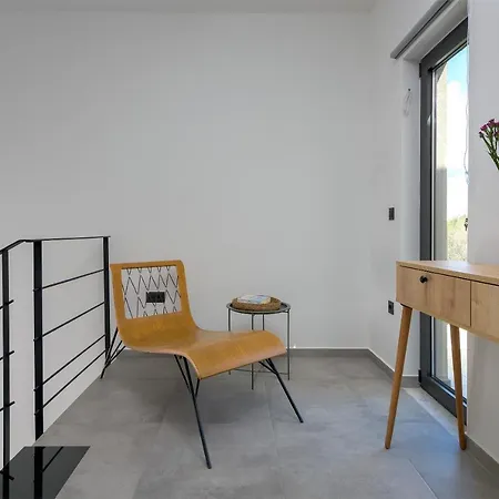 Incerto * Ialysos (Rhodes)